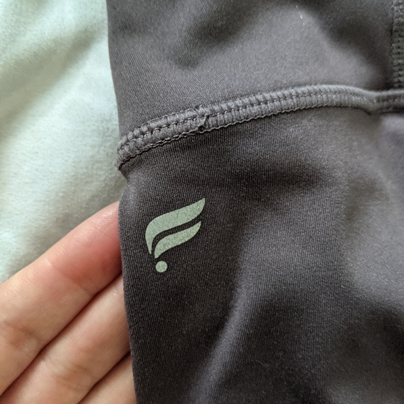 Fabletics Trinity pocket high-waisted leggings - Picture 6 of 7